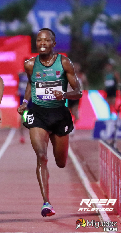 Otra ESPECTACULAR marca en el Templo de los Récords💎 @Diamond_League @BislettGames

@thierryndikumw 12:48.10 MP en 5.000m
 (Líder 🇪🇺 del año)
(2ª marca española de todos los tiempos)

 📊 bit.ly/3R5wmd6