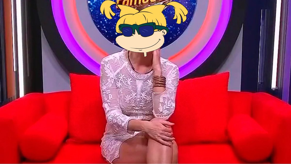 chillbunny008's tweet image. Estuve toda la mañana dentro del confesionario firmando unos contratos que tenía pendientes… y también le solicité a la producción organizarle una sorpresa para mis compañeros que la podrán ver en los próximos días, ojalá que si me concedan la sorpresa 🤭🥰🫶🏼

#LCDLFilosos2