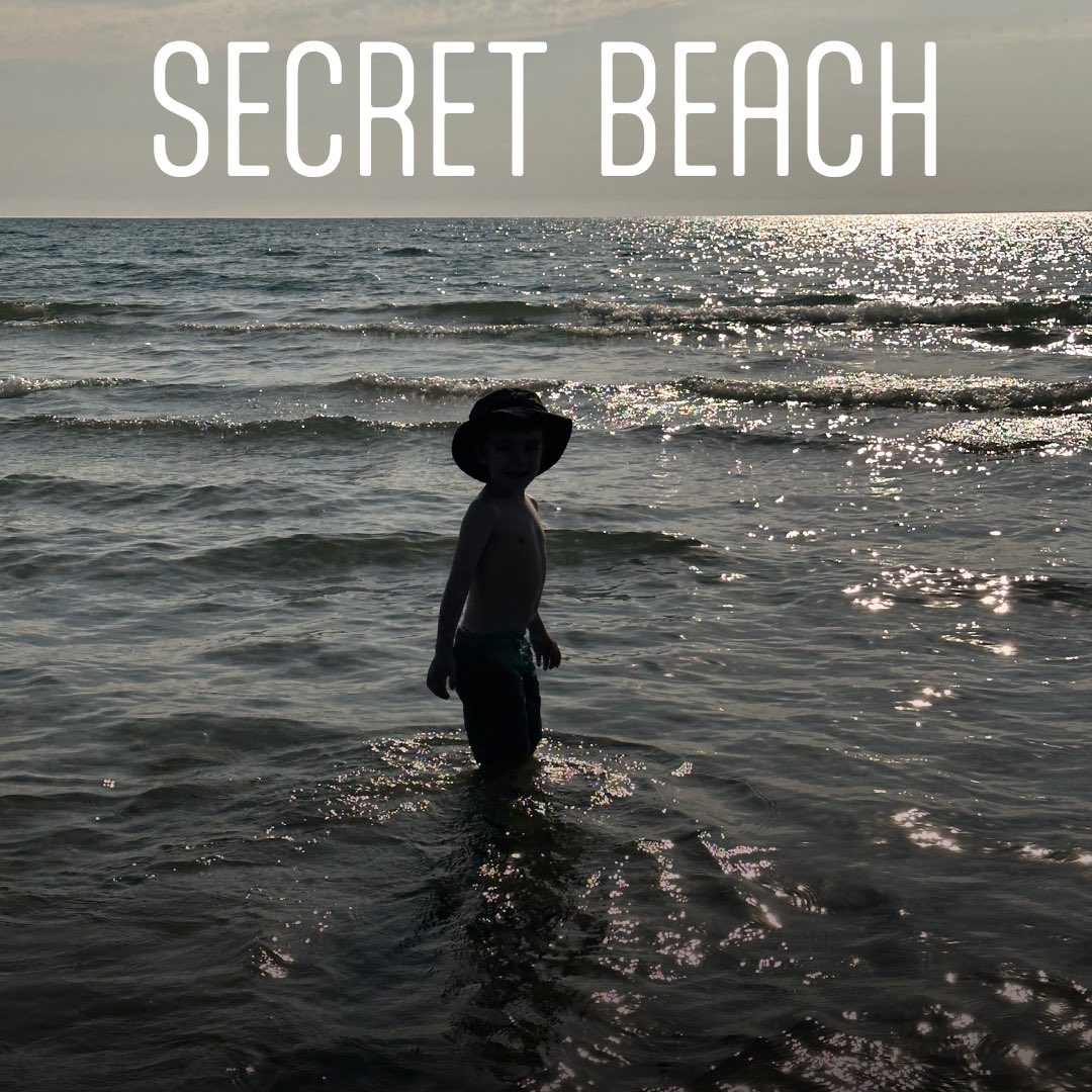 SnepticTank's tweet photo. TONIGHT 8ET - an abridged edition of the Tank on the air in #PEC #Quinte w/ guests @kiwijrgroup talking the great Canadian TV / Kiwi Tee mystery. Plus… @kppconcerts Spring Reverb this weekend in #ygk Stream it: https://t.co/3p5EjbdYOF https://t.co/yN5VxcH9uy