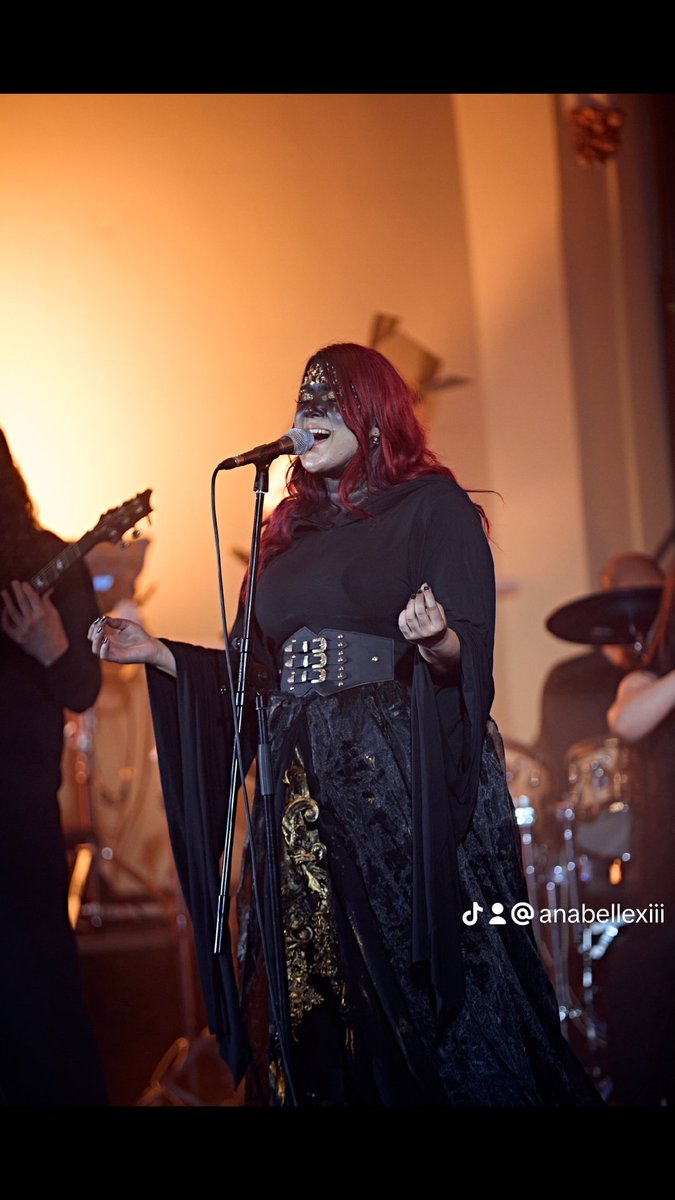 AnabelleXIII's tweet photo. In my happy place, on stage, singing ❤️ watch the BBC's The One Show tomorrow from 7pm for the Plague of Angels feature!
#theoneshow #bbc #tvfeature #tvshow #plagueofangels #artsandculture #organicmetal #performingarts #performance #singer #vocalist #symphonicmetal https://t.co/DWIXTYwtL2