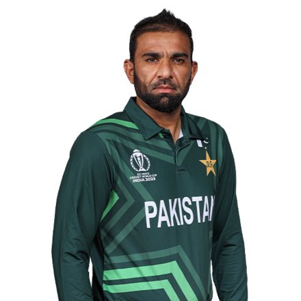The most overrated player I’ve ever seen. He has played a 100 games for Pakistan without ever winning us a game. Some players are so lucky🤷‍♂️ #ENGvPAK #PakistanCricket