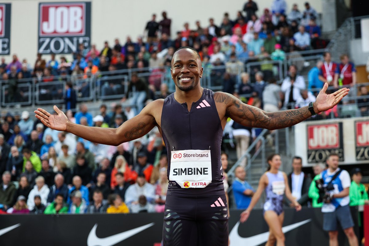 The king of consistency 🙌 @AkaniSimbine sprints to the @BislettGames 100m victory in 9.94 💪 📸 @GorczynskaMarta #DiamondLeague