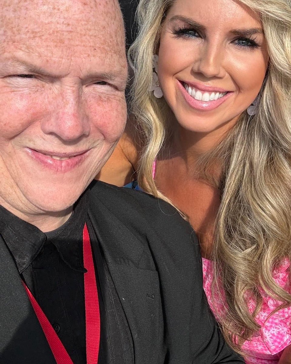 JennaComm's tweet photo. It’s been 1 week since Memories in Margate officially reopened, and it sure was a rocking time! 

The new club still honors the legacy of Jerry Blavat with a new wall dedicated to him. 🔥💃🏼 #memories #thegeator https://t.co/EkOpwb2I7o