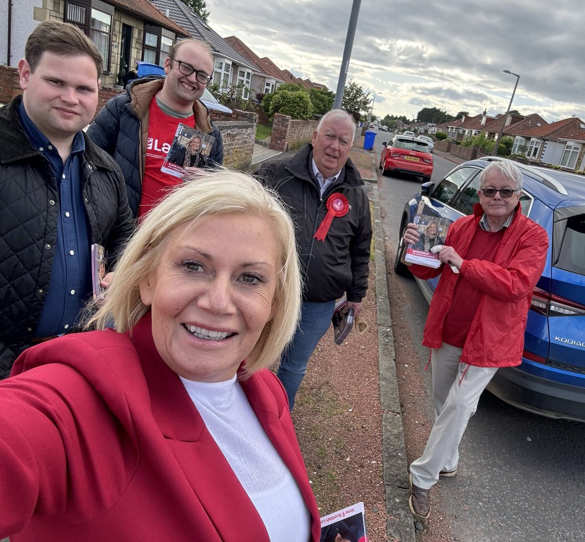 Our hard working teams are on the doorsteps across Ayrshire and voters are telling them that they are switching to @ScottishLabour and that they want change both locally and nationally #votescotlab24 #votelabour #labourdoorstep