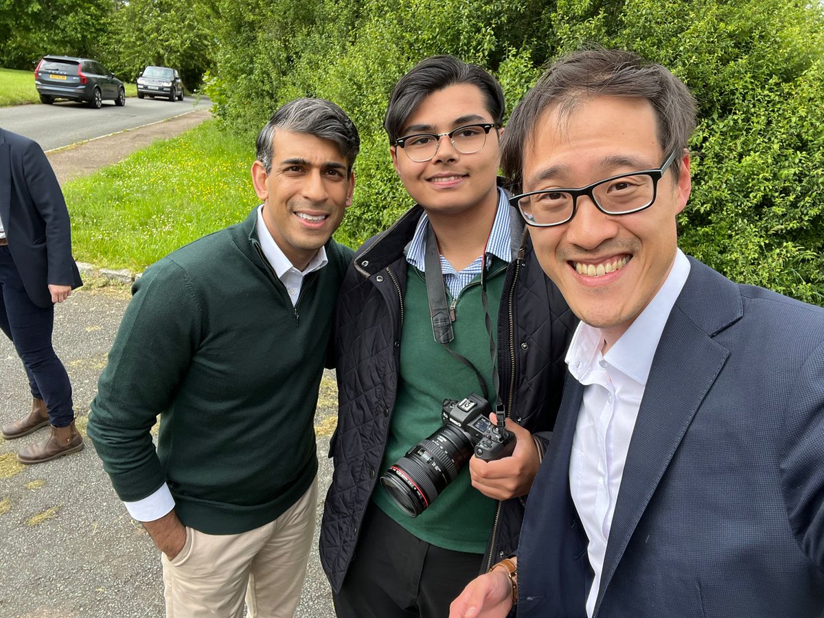 Lovely day spent with @Johnny__Luk, @Ben_Everitt, and the Prime Minister! It was a wonderful visit, and I would like to thank everyone who made it possible. We will keep working hard for Milton Keynes.