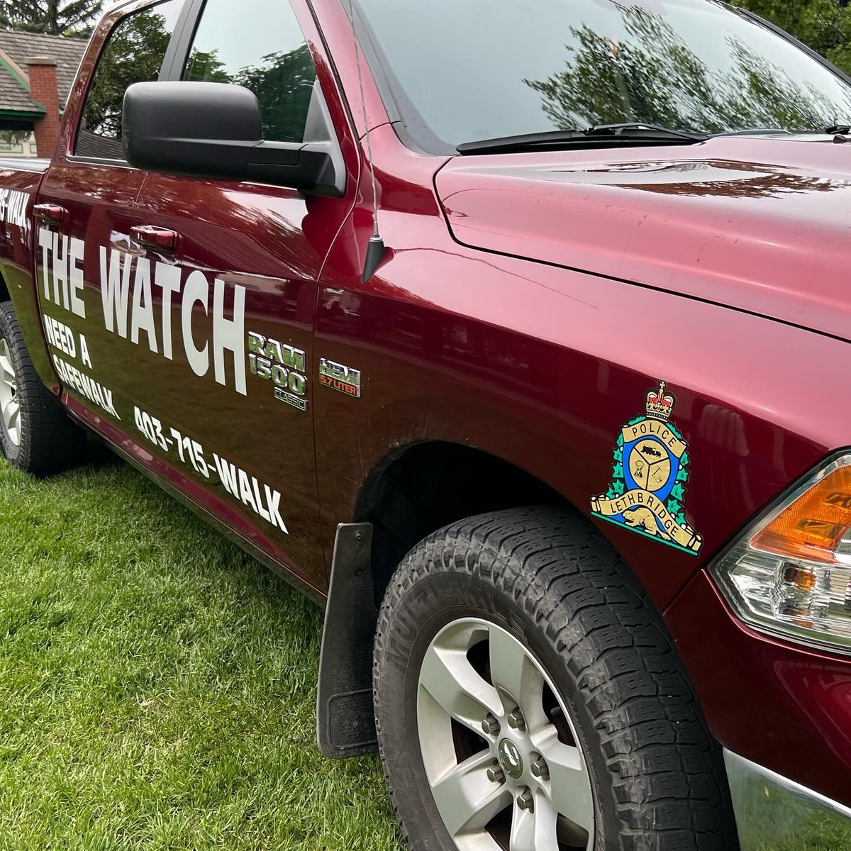 To celebrate five years of service and the many strong relationships forged with people from all walks of life, The Watch hosted a BBQ today at Galt Gardens for those living and working downtown who are most frequently in contact with the team. @TheWatchLPS #yql