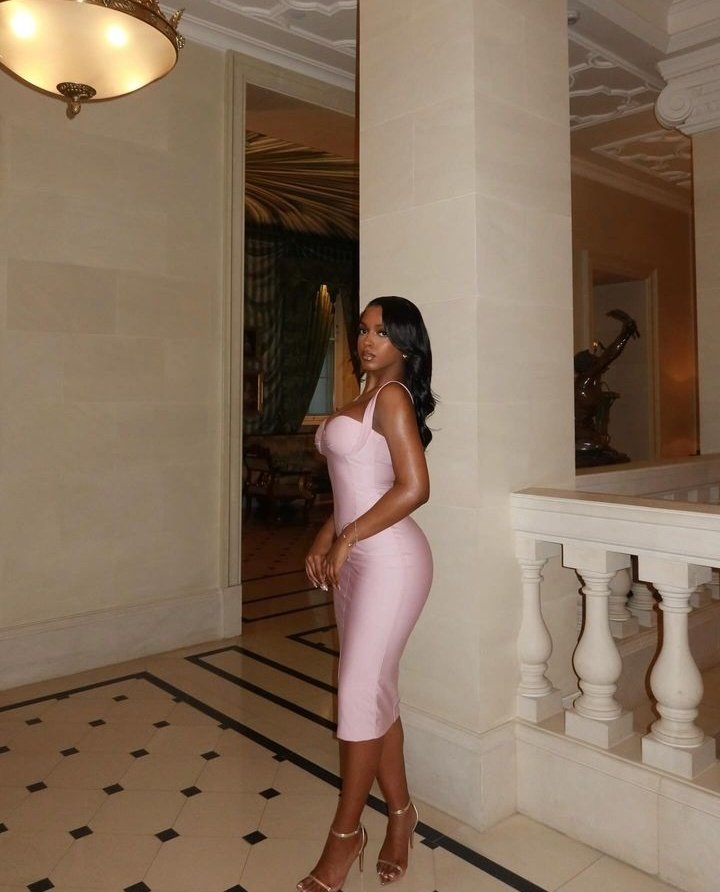 Perfurme exalando e eles amando.