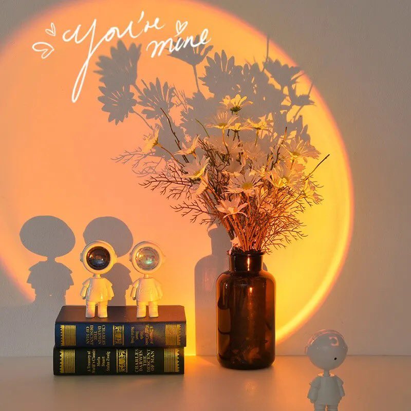 Realsellertrend's tweet photo. Astronaut Sunset light

Available for delivery 

Price: ₦ 9,500

@_DammyB_ @princessekiva https://t.co/5FrWoC0TOz