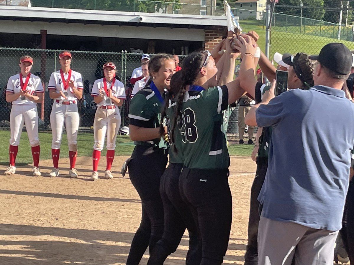 CDAthletics's tweet photo. District III Champs 6-1 win over CV. Great job ladies. https://t.co/uFVkG4kW7K