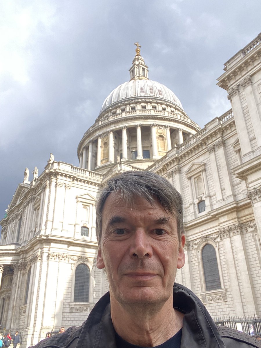 Ian Rankin tweet media