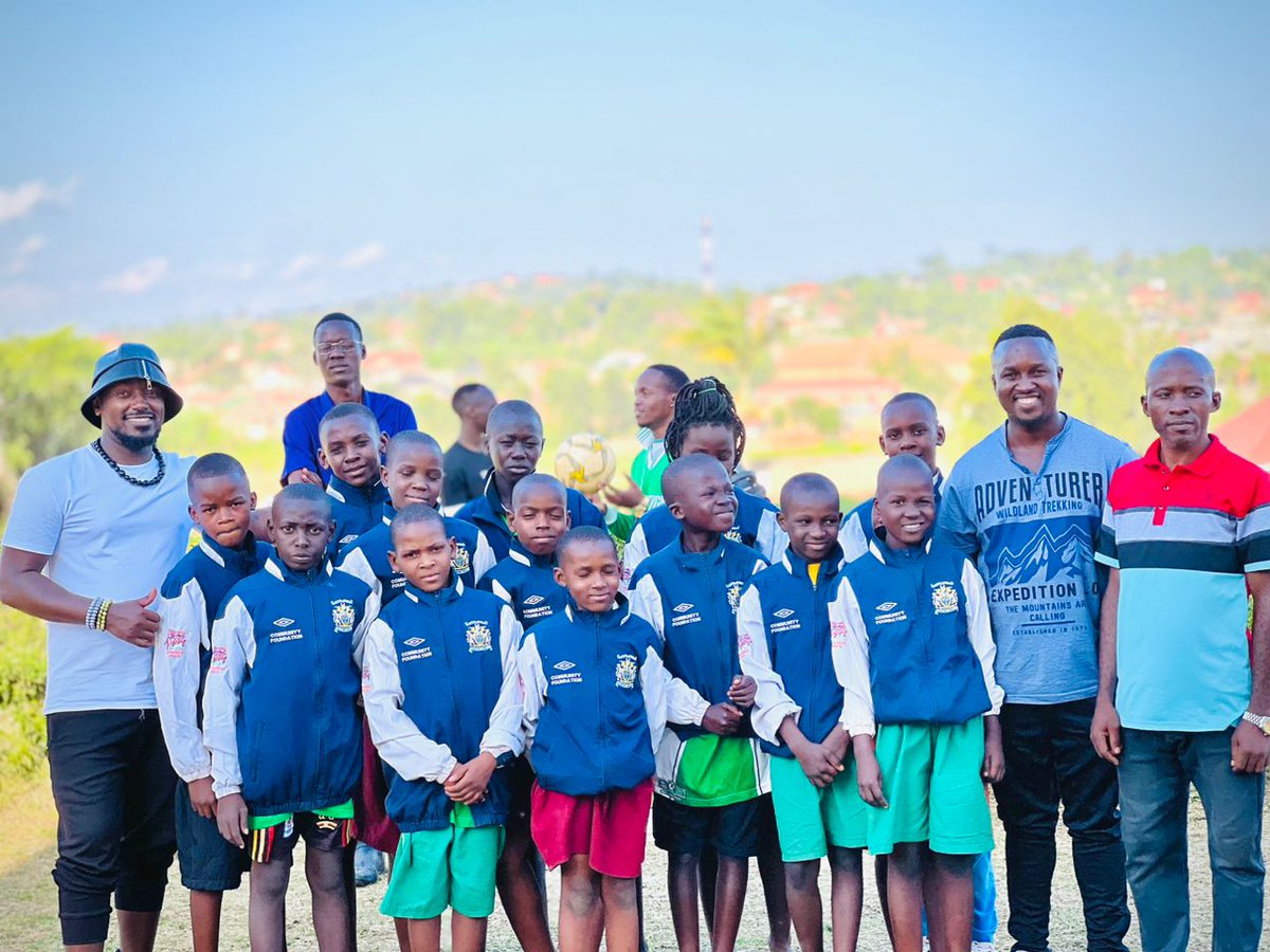 GoldenHighSch's tweet image. The Directors of Golden High school visited Wisdom Academy - Maganjo which is supported by Forever Friends of Uganda 🇺🇬 to check on their progress.
Thank you Stockport County community for supporting Football in Africa.
#GoGolden