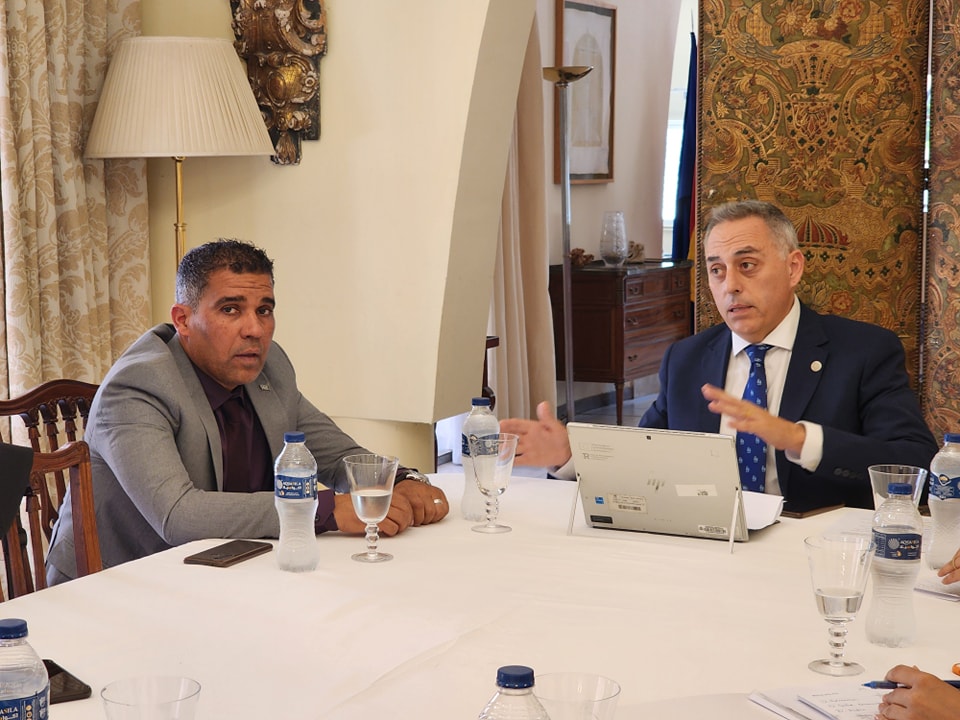 المركز اللّيبي الإسباني للغات tweet media