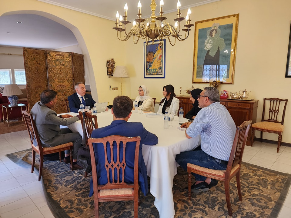 المركز اللّيبي الإسباني للغات tweet media