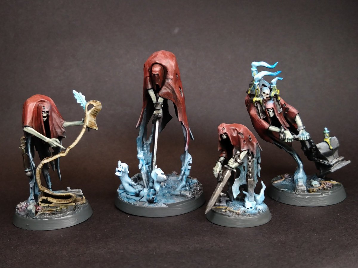 The Headsman's Curse done!

Painted in a style that's very different to the fluoro 'rave haunt' I had previously painted but I am REALLY happy with how these turned out in a much more grimdark style 😀
#WarhammerCommunity  #WarhammerUnderworlds