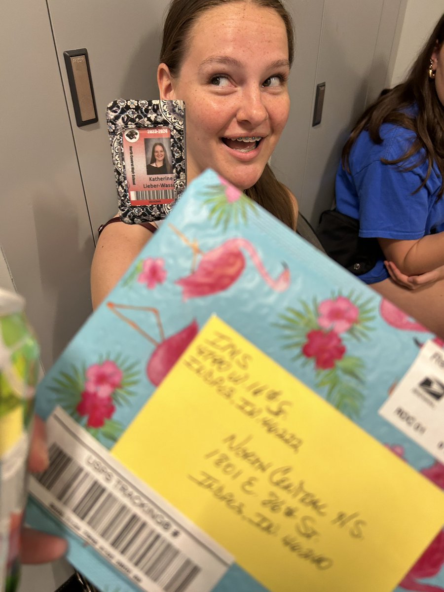 Hey <a href="/IMS/">Indianapolis Motor Speedway</a> you made our day! My daughter lost her wallet w her student ID and today the school called to say they had it! Way to go above and beyond 😃😃😃