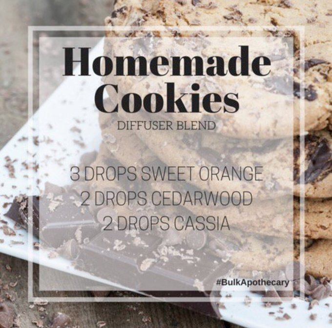 bulkapot's tweet photo. If you want the house to smell like cookies before the family arrives without having to clean up a baking mess, try this essential oil diffuser recipe! https://t.co/uXqZ3W51oP
