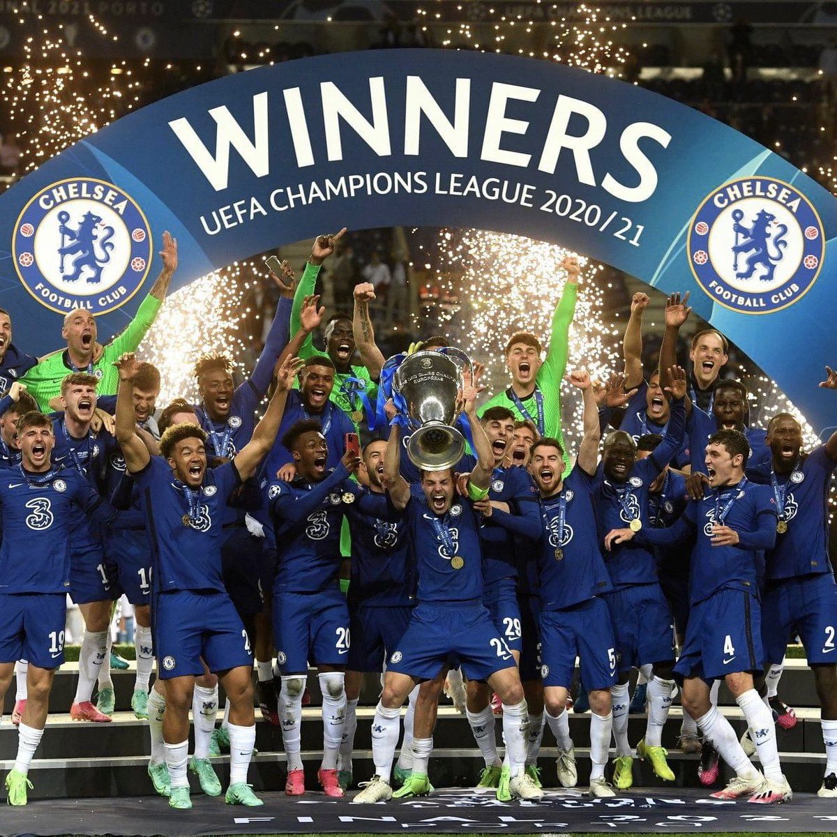 zoksiin's tweet photo. Ya 3 años de ese fin de semana histórico. 💙 https://t.co/F6PQ1ddAmo