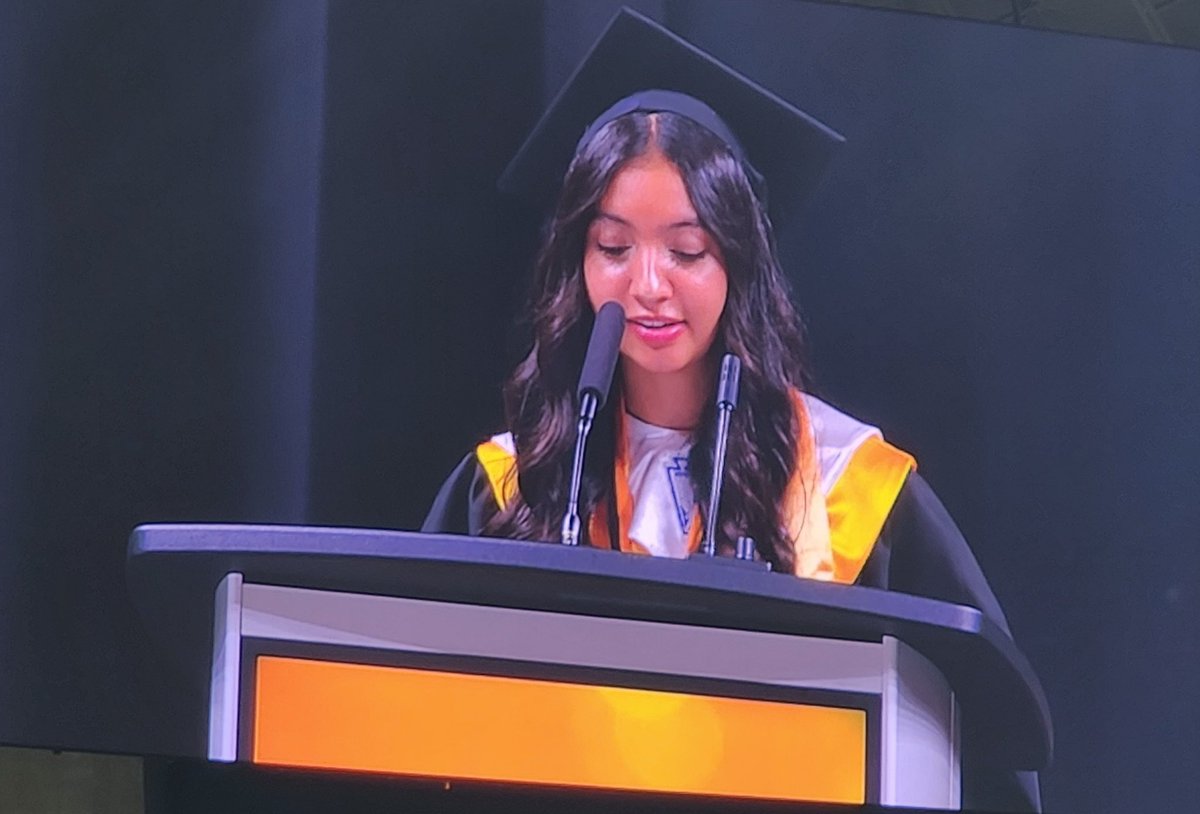 sahernandez888's tweet photo. Congratulations to our own 2024 graduate. 🖤💛Go out and make your own destiny baby girl. ❤️ https://t.co/DZVJ2EhsBv