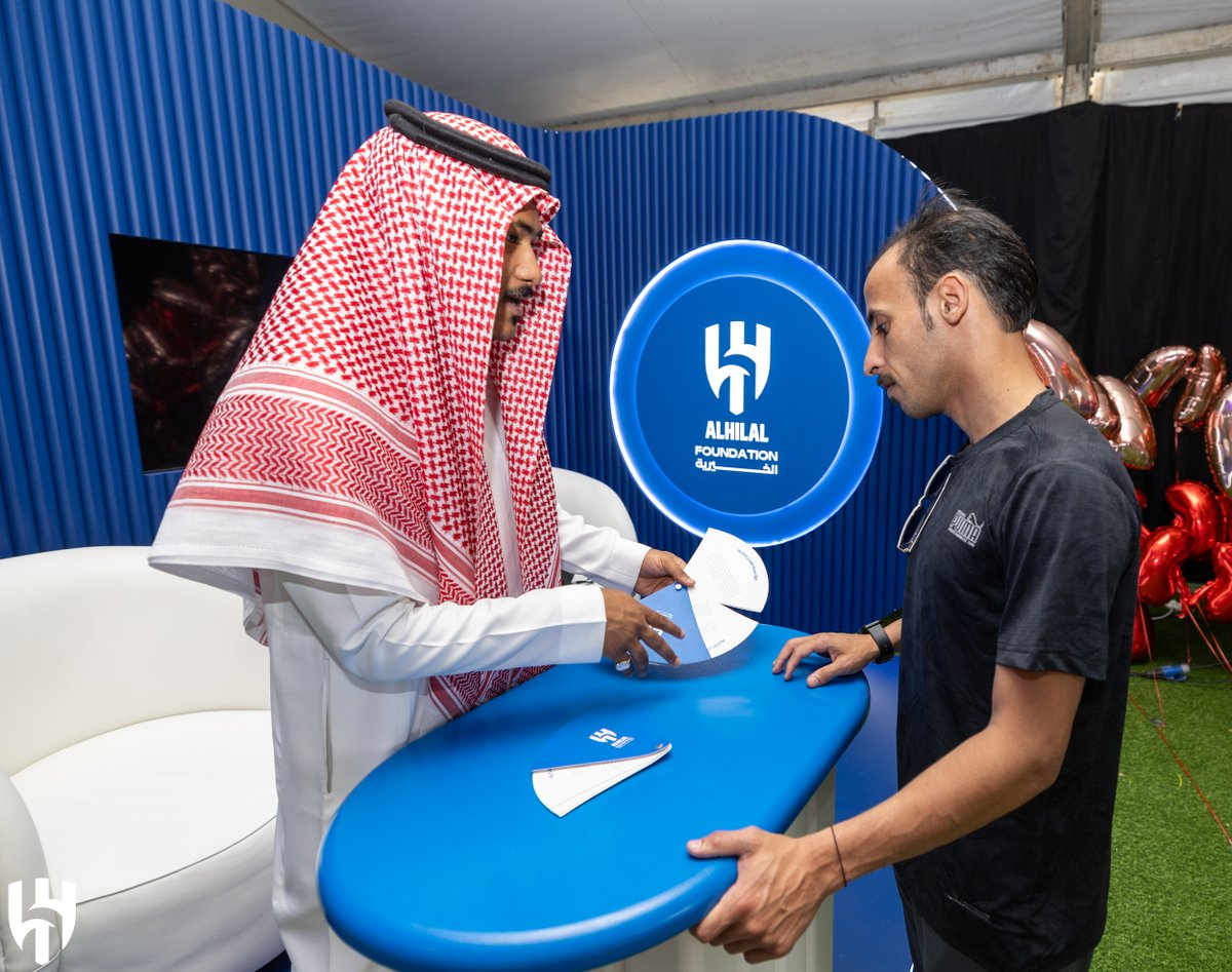 جناح #مؤسسة_الهلال_الخيرية يستقبل الزوار في منطقة #بيت_أغلى_الكؤوس 🏆💙

⌚️من الساعة 4 عصرًا حتى 12 صباحًا
📍طريق الملك عبدالعزيز بجدة
🗓️ 30-31 مايو