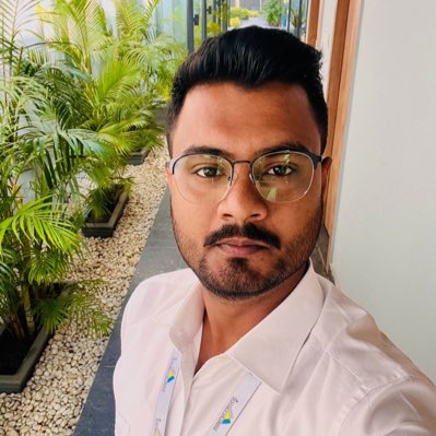 Imsayanbanerjee's tweet photo. #NewProfilePic https://t.co/RGWfIybMxV