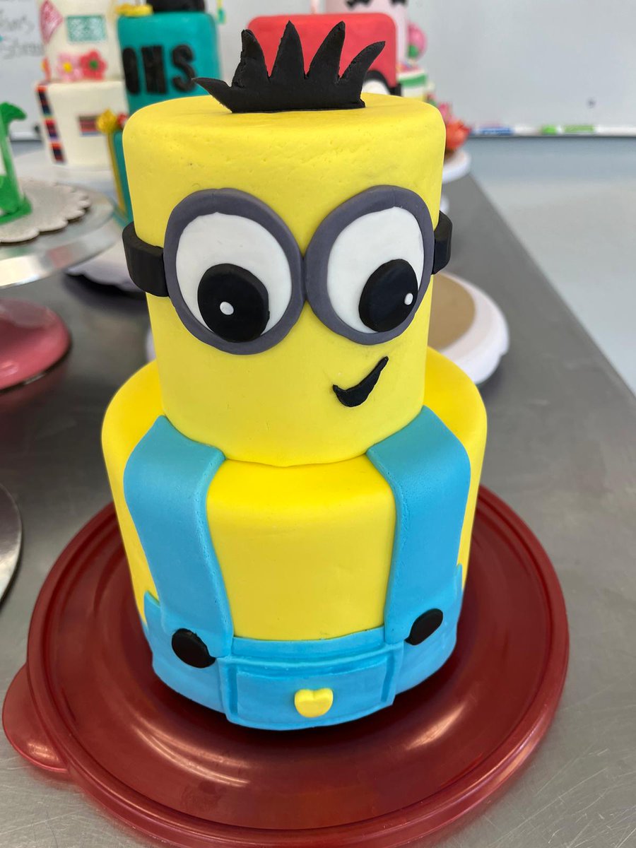 Look at what our Pastry Chef students could do by the end of the semester long class. GREAT WORK STUDENTS! We hope you will #fastforwardtoyourfuture in the culinary industry. #SUHSDAdultEd #AdultEducation #AdultEdu #AdultEd