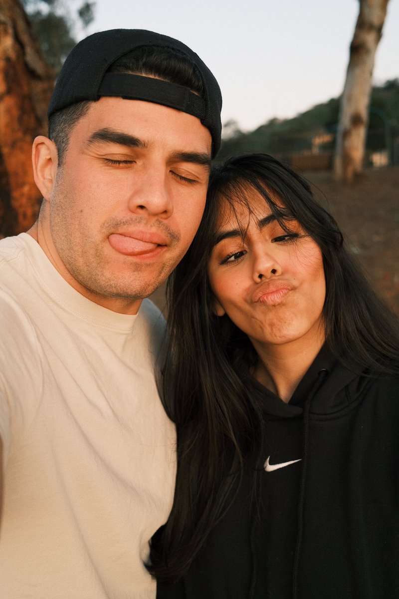 AlyssaMar02's tweet photo. I miss you all dearly and I hope you’re all doing well! I’ve been missing streaming a lot more recently and just interacting with those of you who were interested in tuning in. Also missing my strim friends. ♥️🥹 Also thought I’d share a lil photo update 🙂 https://t.co/A2y0Way3kS