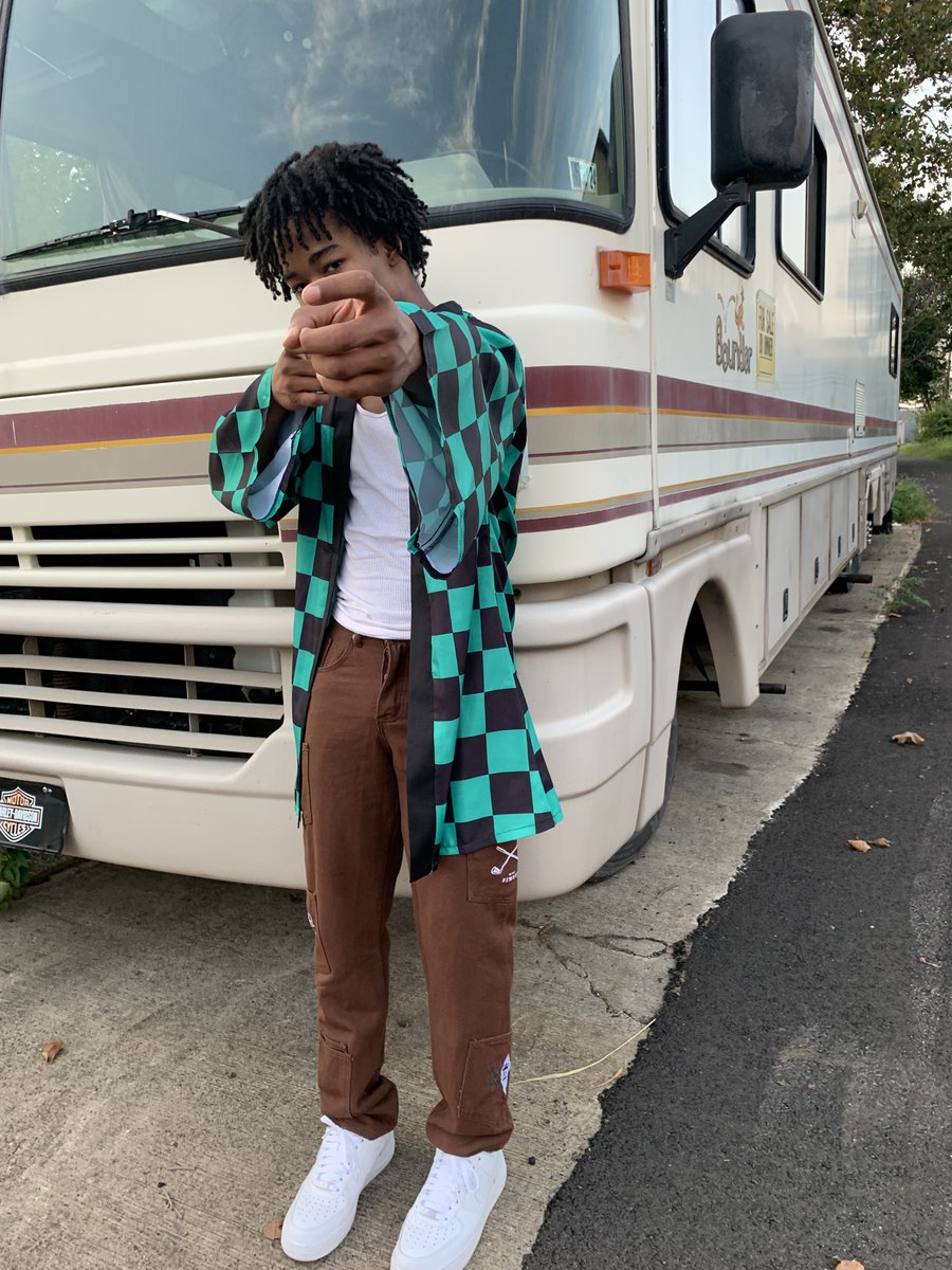 thelastindgo's tweet image. slaying demons only made me one 🐊