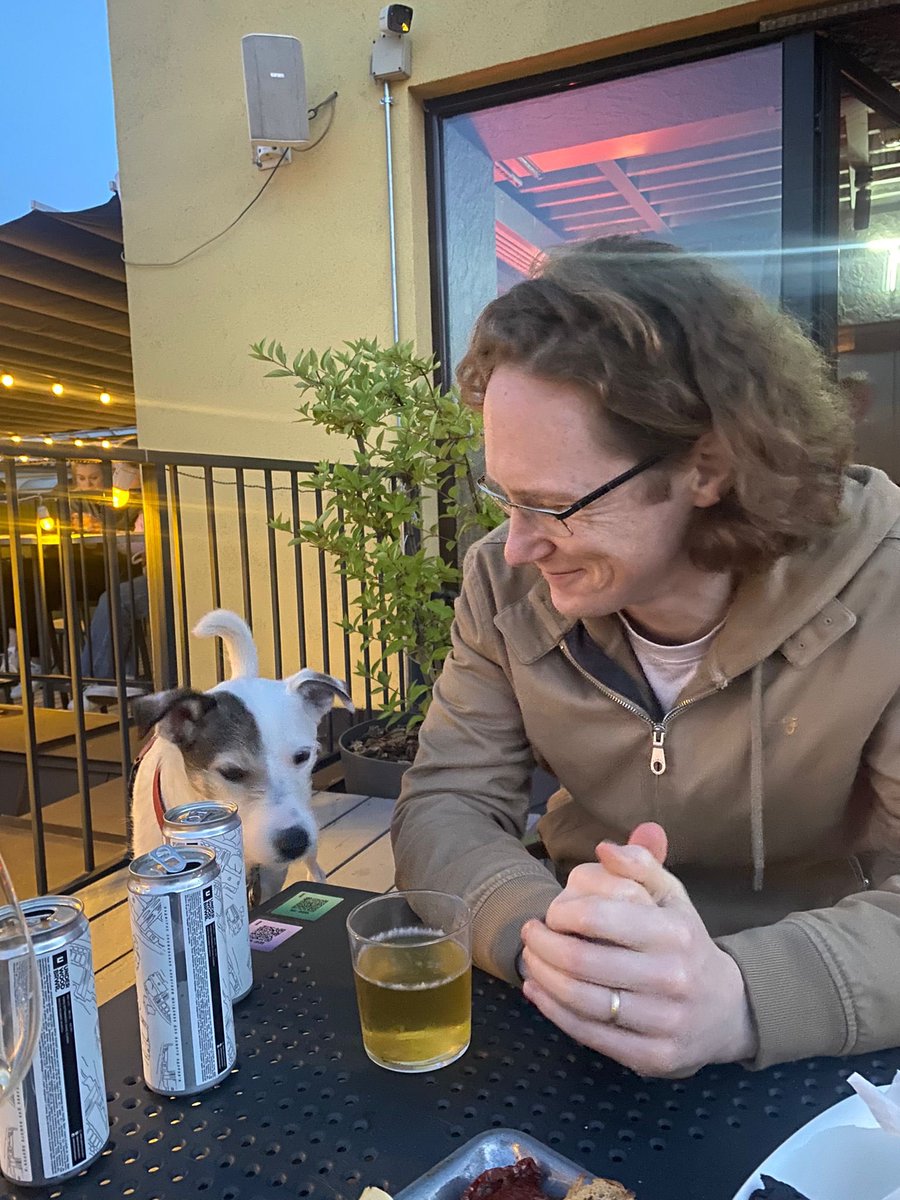 Me and wee Zhora having a beer and talking about translating the Ukrainian avant-garde ahead of the Kyiv Book Arsenal tomorrow. 🐶 Check out the programme here: book.artarsenal.in.ua/en/