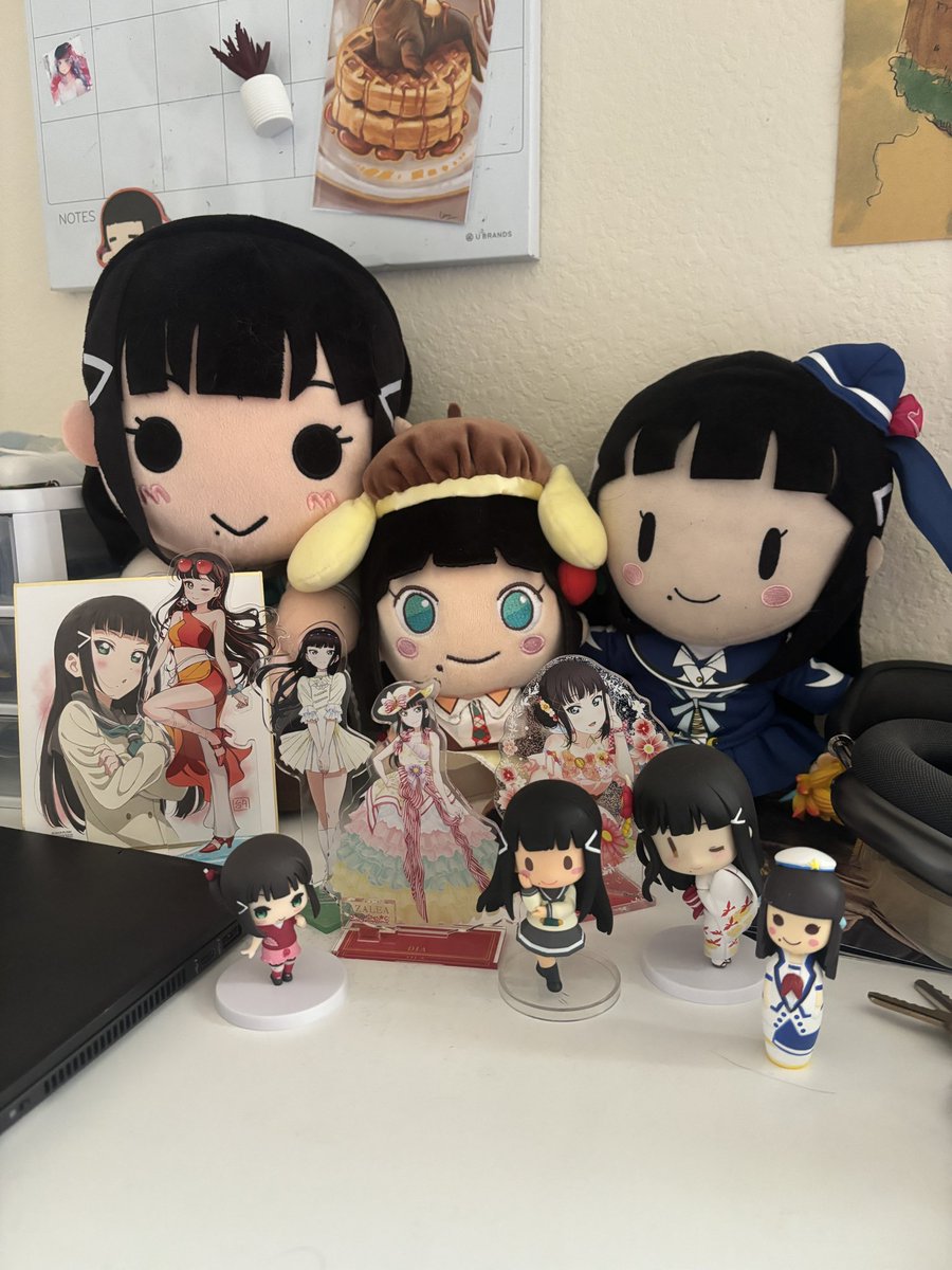 torikobito_'s tweet photo. still an entire suitcase and more worth of stuff i decided i cant part with yet so if you havent seen anything on my ebay you want stay tuned in case i decide to part with more 😂 https://t.co/KXfhixN2oD