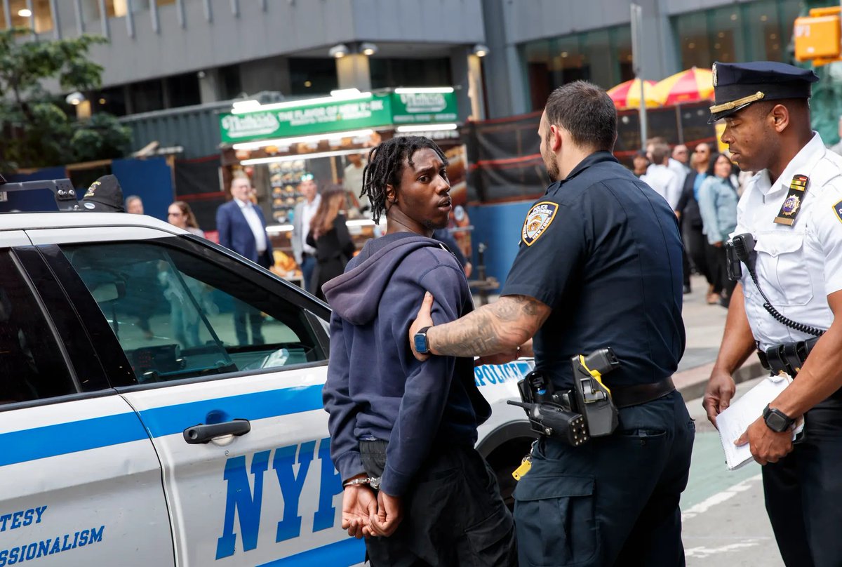 3 Suspects In Custody After Machete Attack At Times Square McDonald's
