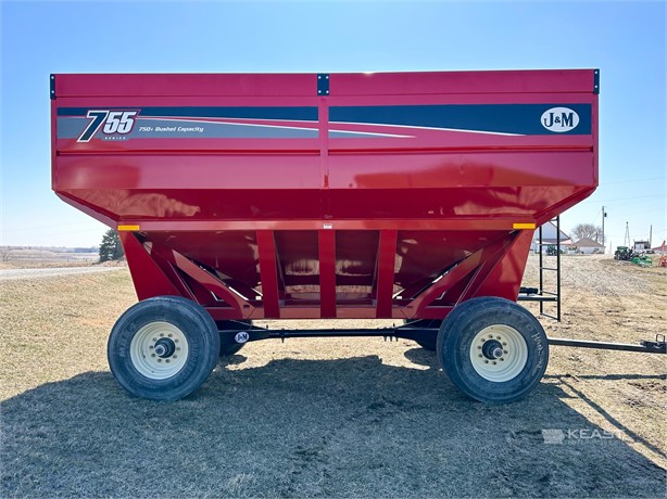 2023 J&M 755SD

✅60' wide door
✅24 ton running gear
✅Adjustable side discharge

Contact Keast Enterprises at (712) 566-1033 for more information!

🔗ow.ly/UkA550RZ9g1

#OtherStock #FarmListing #GravityWagon #Usedfarmlisting