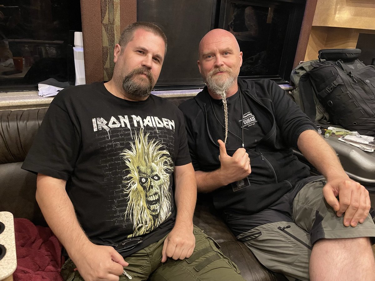 All American Headbanger 🇺🇸 tweet media
