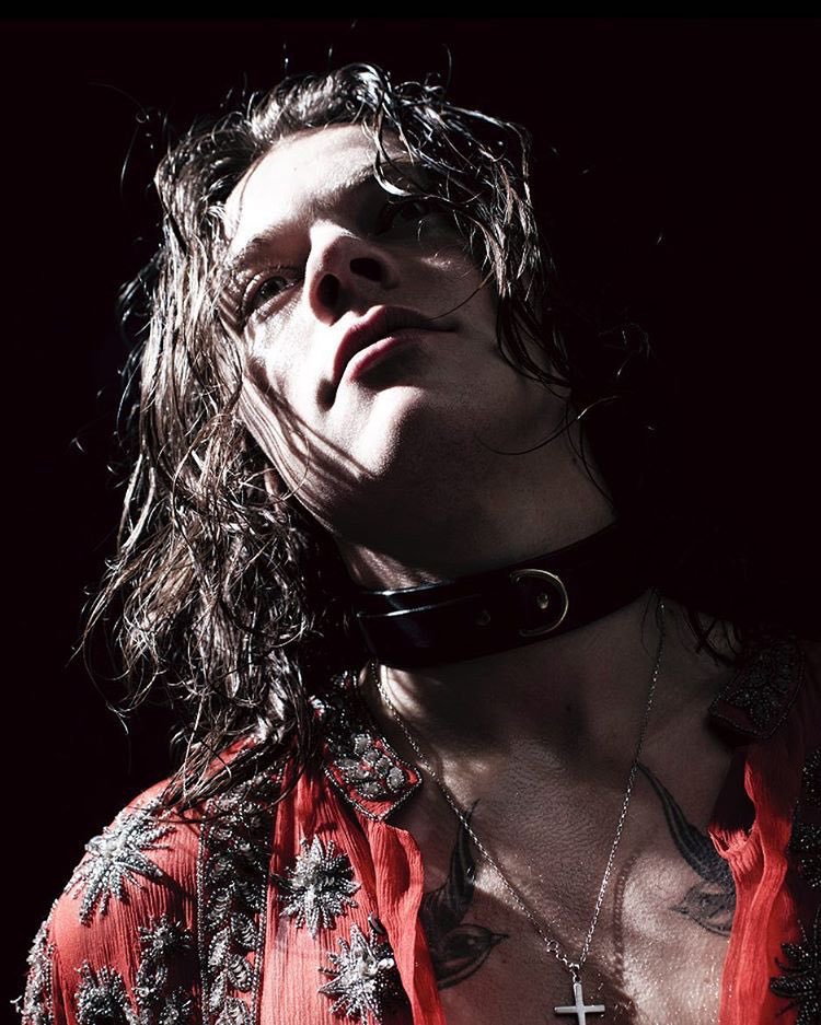 lhhcomfort's tweet photo. Harry Styles for Another Man, 2016. https://t.co/lp29dWw20l