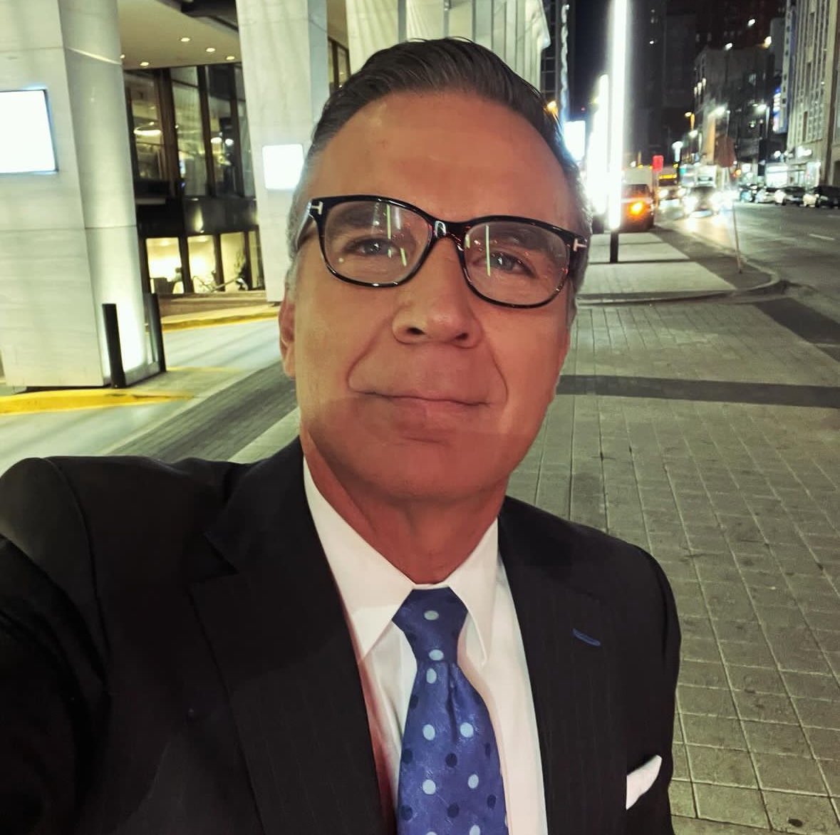 lombardocustom's tweet photo. Always Styling @steveeagar ! Best-Dressed on TV! https://t.co/p2gZIcF2DP