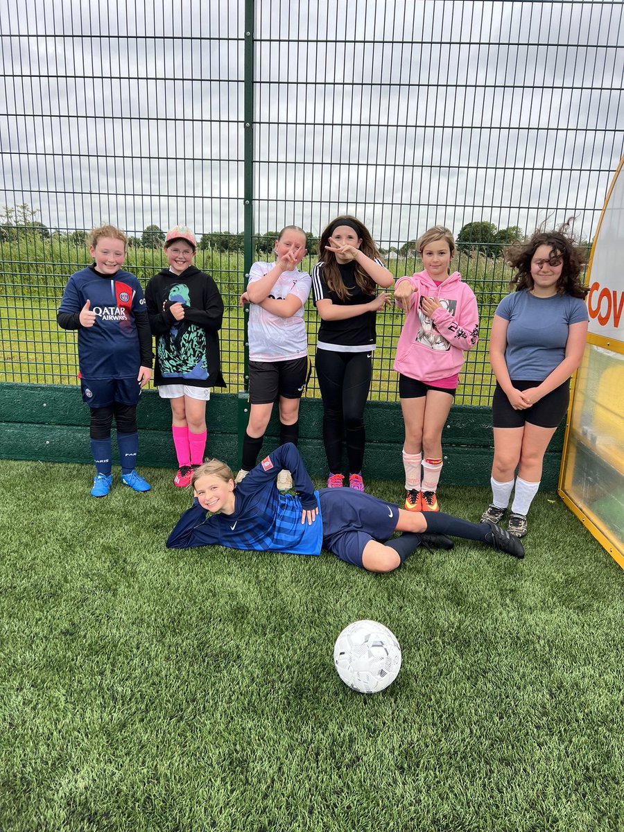 Thursday nights in Holbeach 🫶🏼

Goodluck to the lads (and little taylor) who are playing in the tournaments this weekend 🧡
