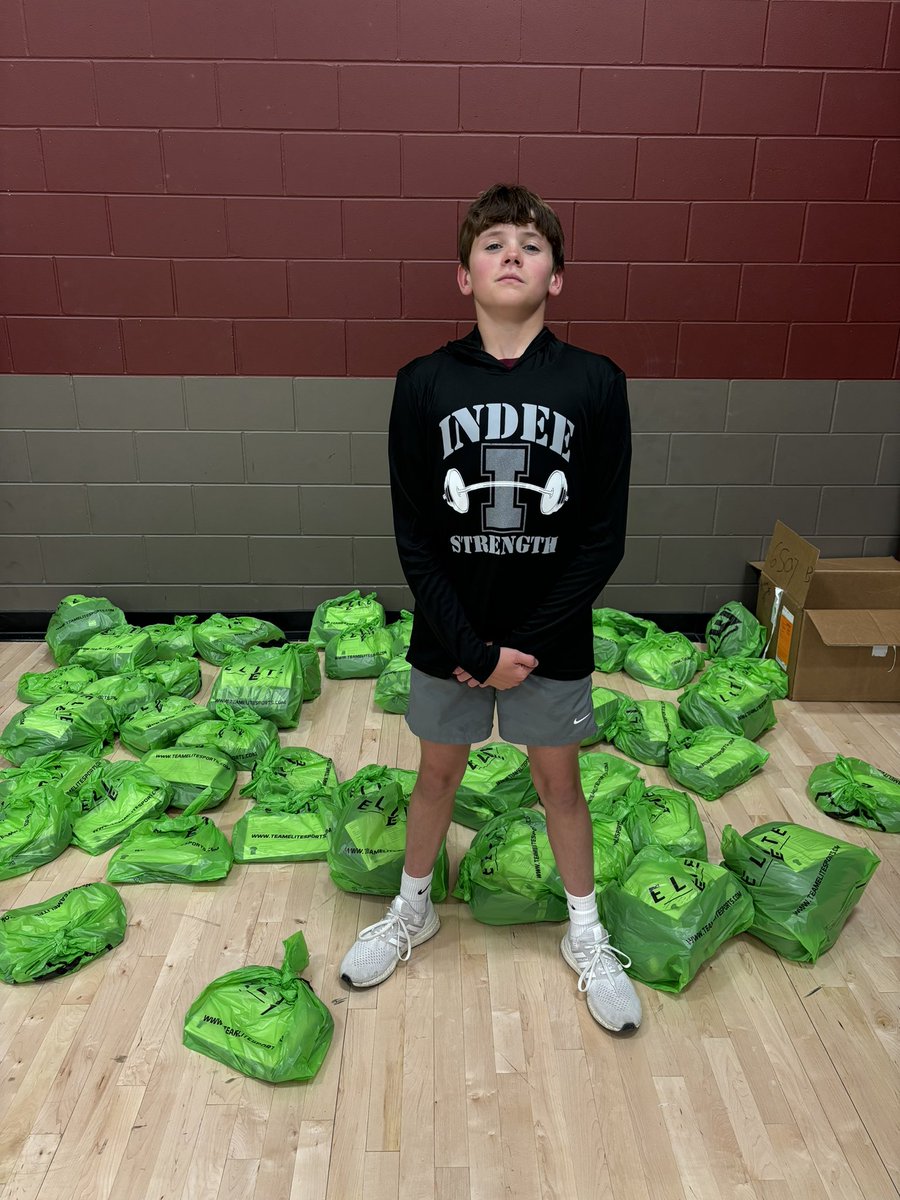 IndeeStrength's tweet photo. INDEE STRENGTH orders are in!!
Pick up with Coach Pink in the gym today after school or tomorrow at school.
#LetsGoBeGreat #ChangeYourBest https://t.co/mOTbd7Orwp
