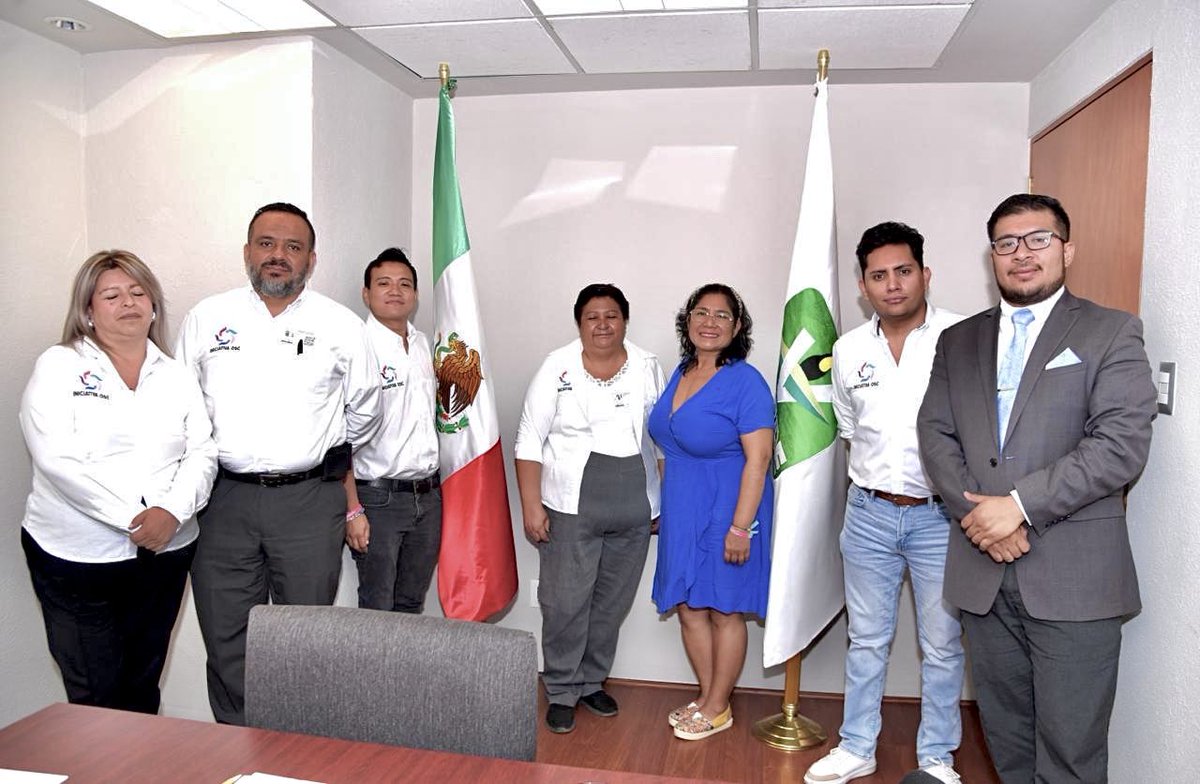 ConacimAC's tweet photo. Esta tarde el Presidente de #CONACIM y Vocero Coordinador de Iniciativa OSC Lic Edgar Ambriz sostuvo reunión con la Diputada Laura Catalina Reyes y Voceros del movimiento para continuar trabajando en acciones que fortalezcan al tercer sector.
#IniciativaOSC #CONACIM https://t.co/P6pbDsu78t
