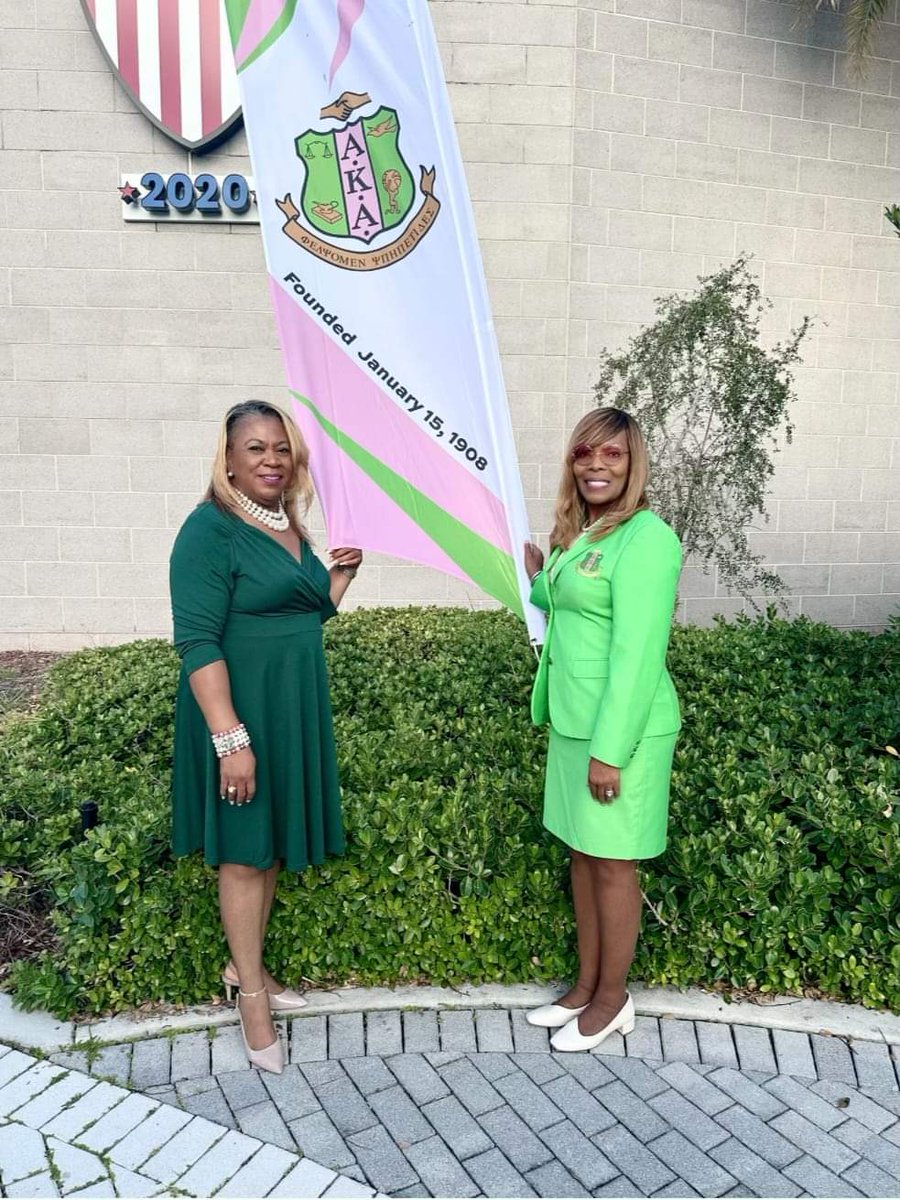 AKA_GZO's tweet photo. Alpha Kappa Alpha Sorority, Incorporated ®️, Gamma Zeta Omega Chapter was invited to have a street named after our organization in Miami Gardens, the city we serve. A special thank you to Councilman Reggie Leon and the entire Miami Gardens Council. https://t.co/4xPoJlubkI