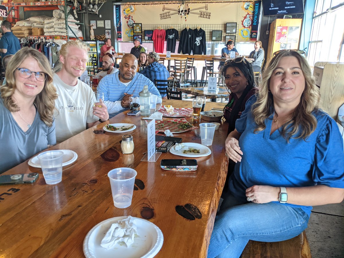 To The Rescue staff enjoyed some fun and friendship at an impromptu get together at @downhillbrewingparker!  #totherescue #downhillbrewing #staffengagement #comaraderie #wehavefun #staffgettogethers #getoutthere