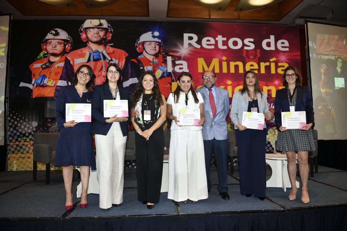MineraCuzcatlan's tweet photo. La minería es una industria puntera en la inclusión de género en México, comentó Doris Vega, directora de Relaciones Institucionales y Comunicación de CMC, en el panel "Los efectos de la inclusión de las mujeres en la industria minera"
#ForoRetosDeLaMinería
@Fortuna_Silver https://t.co/G8XfFJbztS