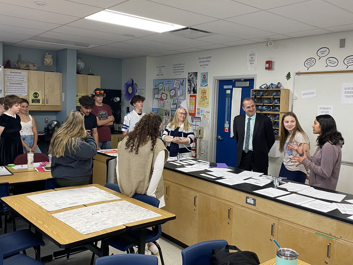 Pino Buffone (@buffone_pino) on Twitter photo 💡🤓It was a treat to visit the ‘thinking classroom’ of <a href="/MrsBancej/">Jennifer Bancej</a> this aft <a href="/othscans/">Osgoode Township HS</a> …where students spoke genuinely of differentiated assessment and instruction, experiential learning and living… an exemplary model of teaching environments <a href="/OCDSB/">OCDSB</a>!😁🌟<a href="/161616SL/">Shawn Lehman</a> <a href="/PeterGamwell/">Peter Gamwell</a> 💡🤓It was a treat to visit the ‘thinking classroom’ of <a href="/MrsBancej/">Jennifer Bancej</a> this aft <a href="/othscans/">Osgoode Township HS</a> …where students spoke genuinely of differentiated assessment and instruction, experiential learning and living… an exemplary model of teaching environments <a href="/OCDSB/">OCDSB</a>!😁🌟<a href="/161616SL/">Shawn Lehman</a> <a href="/PeterGamwell/">Peter Gamwell</a>