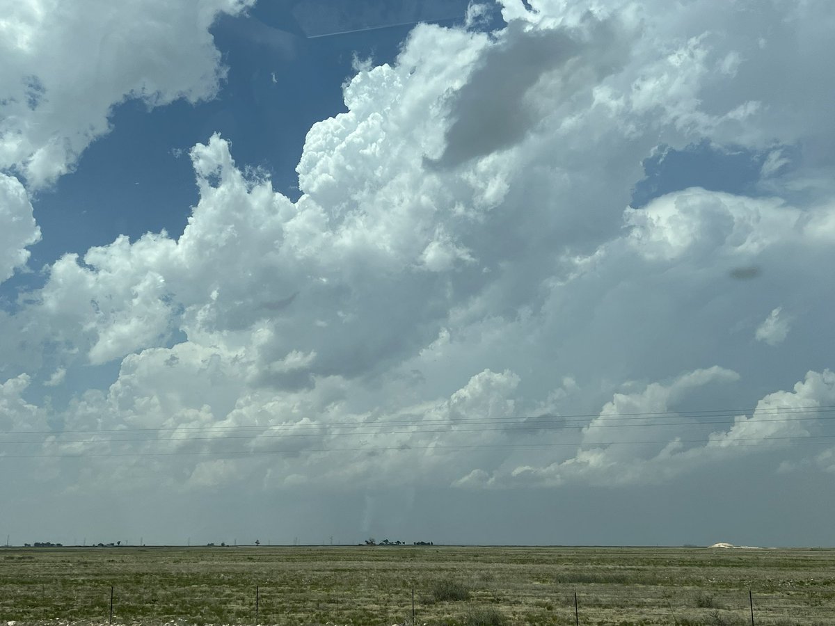 Purdue EAPS SPOTTR (@eaps_spottr) on Twitter photo Back on the road, targeting a developing supercell near Bledsoe, NM. #nmwx Back on the road, targeting a developing supercell near Bledsoe, NM. #nmwx