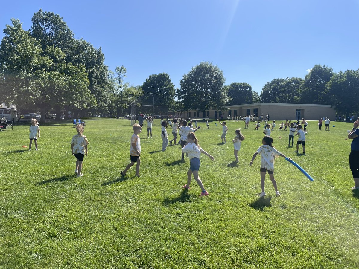 Field day was an absolute blast!! Thank you to our <a href="/BASDclearview/">BASD Clearview🐾</a> parent volunteers and 5th grade students who helped all of the games run smoothly!! 🌞👟🐾 <a href="/BethlehemAreaSD/">BASD</a>