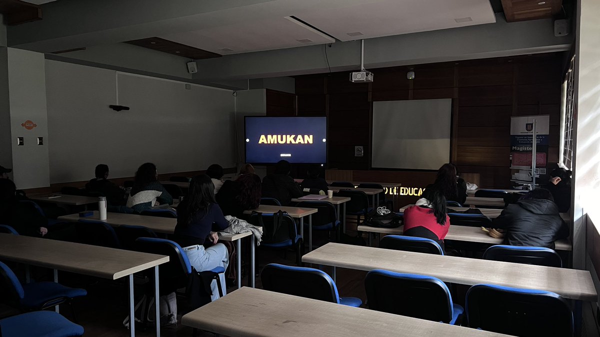 ImaginariaAV's tweet photo. Chaltumay a la carrera de Pedagogía en Artes Visuales de la Facultad de @EducacionUdeC por la invitación a nuestro director @PanchoToroL a presentar @AmukanPelicula en la Semana de la Educación Artística ✊🔥 https://t.co/Oxy0bo89v7