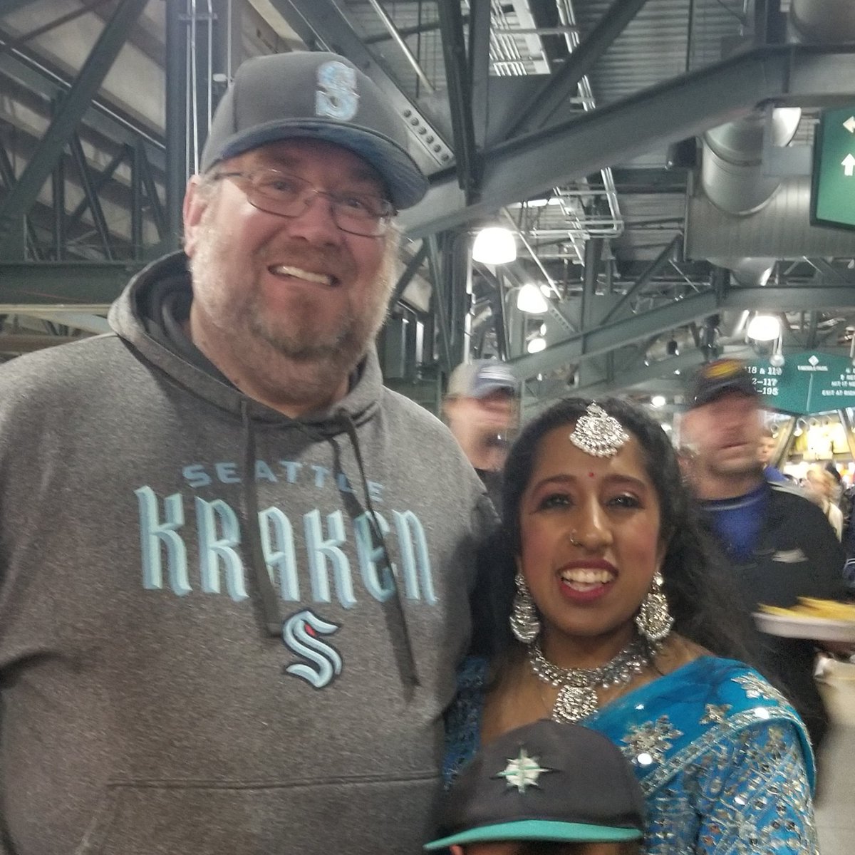 UW Urology (@uwurology) on Twitter photo Exciting <a href="/Mariners/">Seattle Mariners</a> game last night with a walk off WIN! Not to mention how cool it was to see <a href="/UwUroResidents/">UWUrologyResidents</a> <a href="/MaheethaB/">Maheetha Bharadwaj</a> perform on the field before the game for #AANHPI Heritage Night!! Exciting <a href="/Mariners/">Seattle Mariners</a> game last night with a walk off WIN! Not to mention how cool it was to see <a href="/UwUroResidents/">UWUrologyResidents</a> <a href="/MaheethaB/">Maheetha Bharadwaj</a> perform on the field before the game for #AANHPI Heritage Night!!