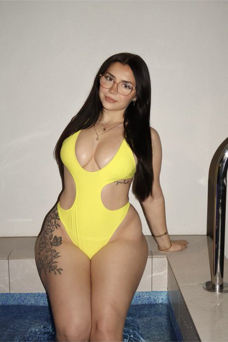 ✨🌼☀️⚡️🌻 https://t.co/4ZwOnZKZty