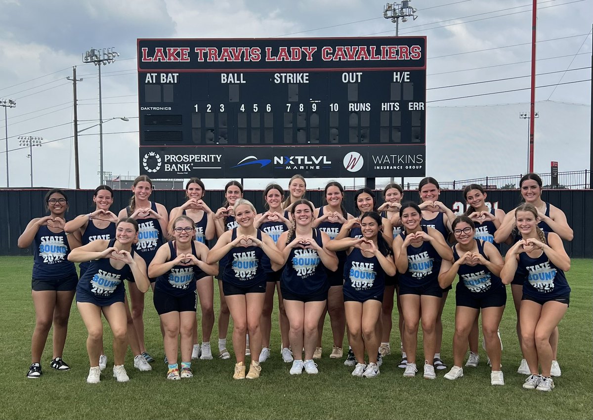 Getting a little workout in prior to our first game tomorrow!! A big thank you to <a href="/laketravisathl/">Lake Travis Athletics</a> <a href="/LTCavSoftball/">Lake Travis Softball</a> beautiful field!!! #state2024 <a href="/HumbleISD_Ath/">Humble ISD Athletics</a> @HumbISD_KHS
