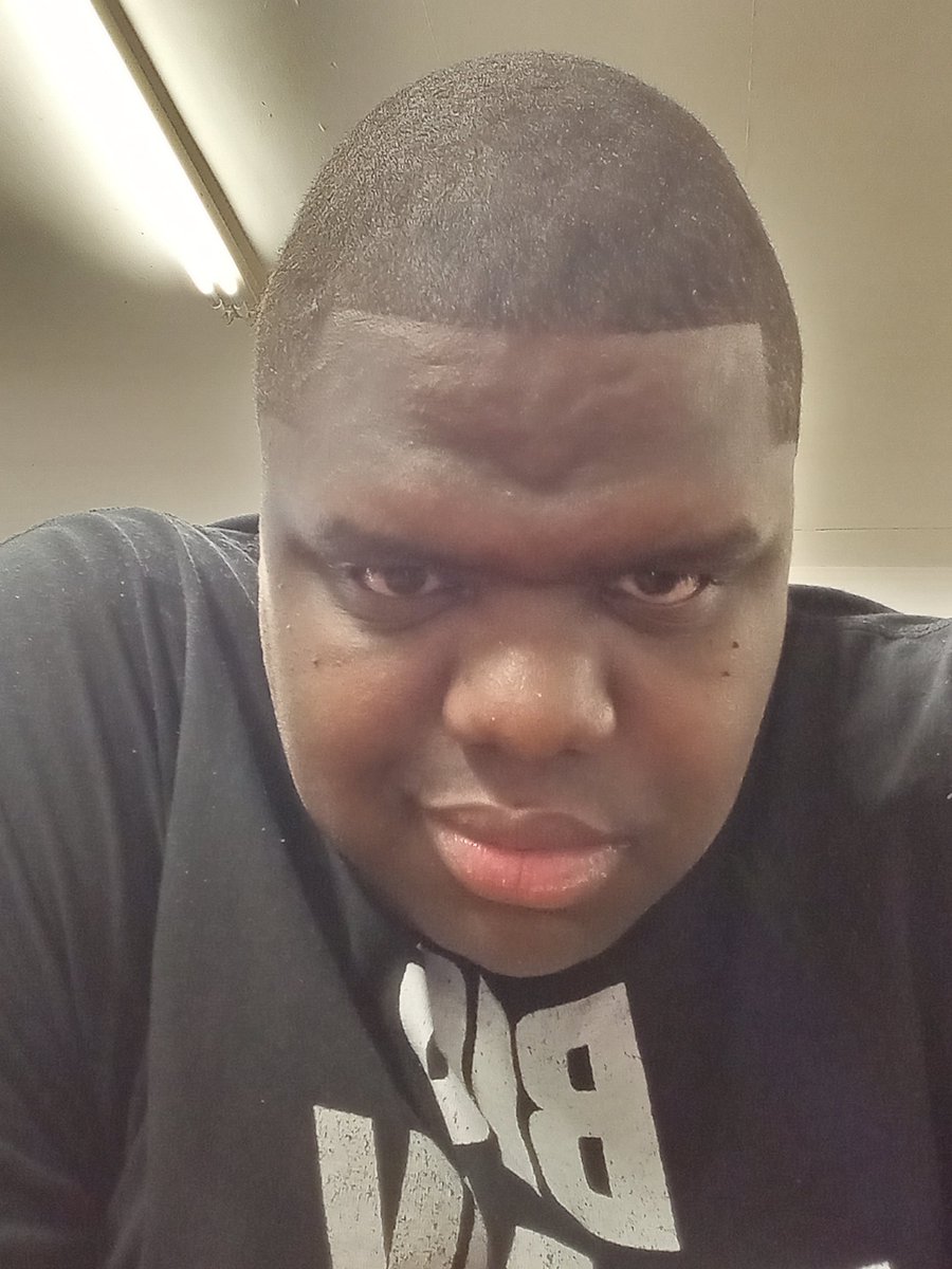 kbbrown72's tweet image. Before &amp;amp; After Damn I feel great I look like me again #FreshFade @anayda_l @ToriXBones @writingcat @Binkysprina6_ @AaronKing1004 @TylerStarkz27 @Cage211