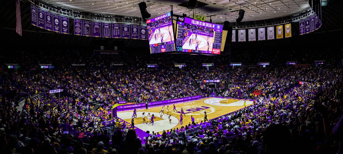 after a great talk with Coach Mac I am blessed to receive an offer from Louisiana State University!! #geauxtigers 🐯 AGTG