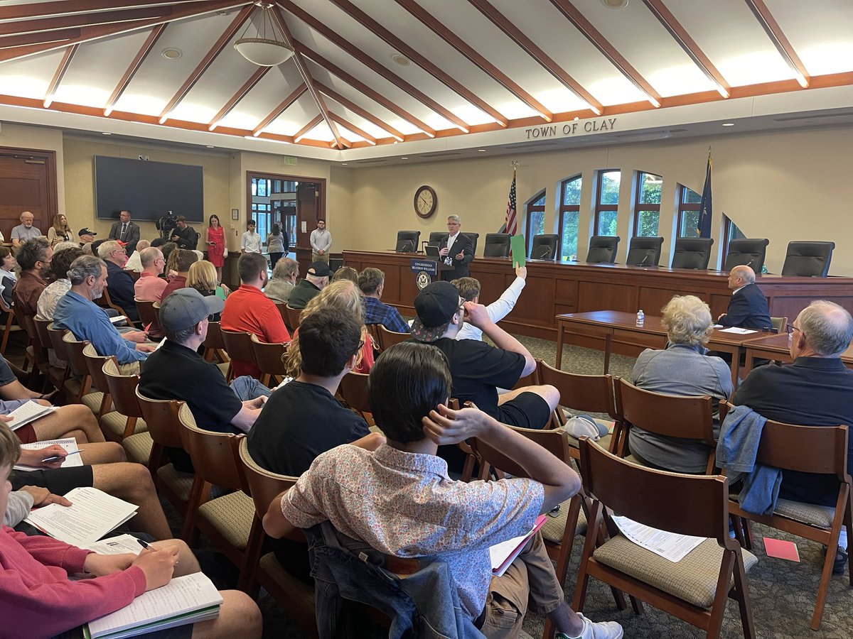 Avery_BDJ's tweet photo. I was at @RepWilliams town hall in Clay last night. Stay tuned for my report on #nccnews. https://t.co/XoH25tJ7VW